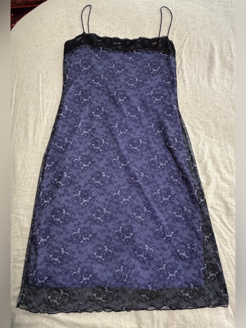 VTG 90s Lace-Trim Slip Dress with mesh overlay in Deep Purple/ black 14uk/med-lg